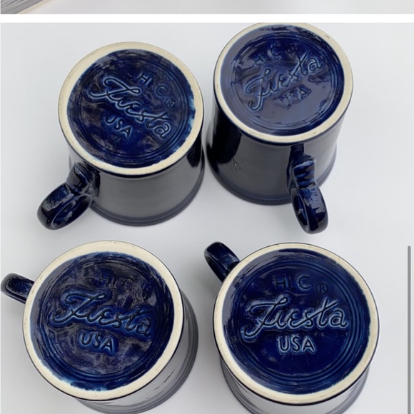 Set of 4 Fiesta Vintage mugs! Navy blue! Excellent condition! - Picture 3 of 4